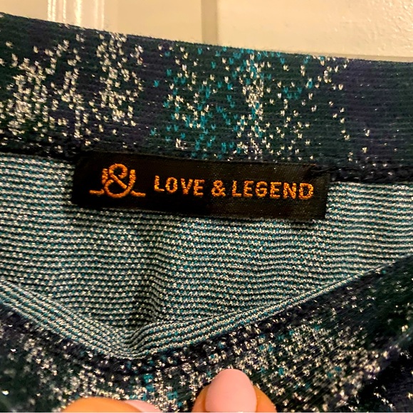 Additional Elle sparkly skirt and crop top two piece set. Never worn. Size 14 - Picture 5 of 6